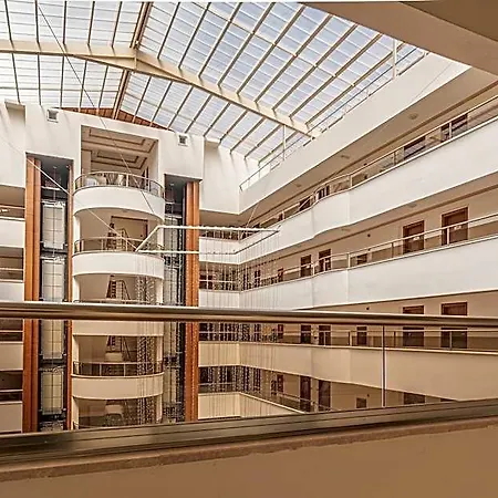 Loxia Comfort Hotel